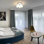 Lux Kasprowicza Z Basenem Silownia Kolberg