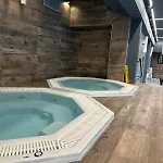 Lux Kasprowicza Z Basenem Silownia