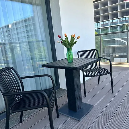 Lux Kasprowicza Z Basenem Silownia