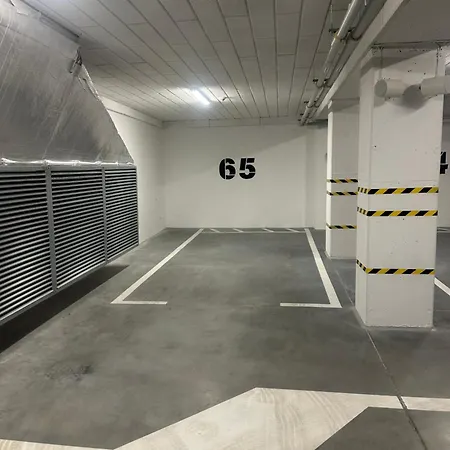 Lux Kasprowicza Z Basenem Silownia Apartmán