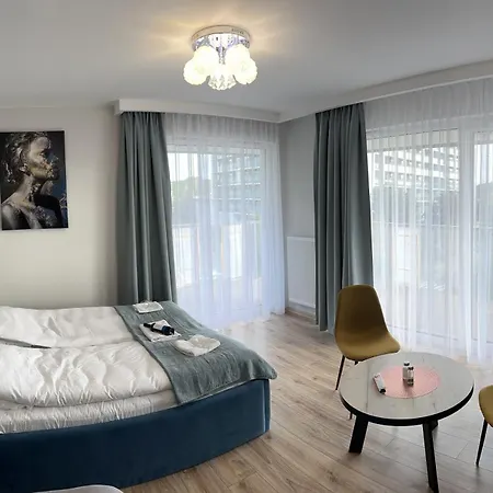 Lux Kasprowicza Z Basenem Silownia Kolobřeh