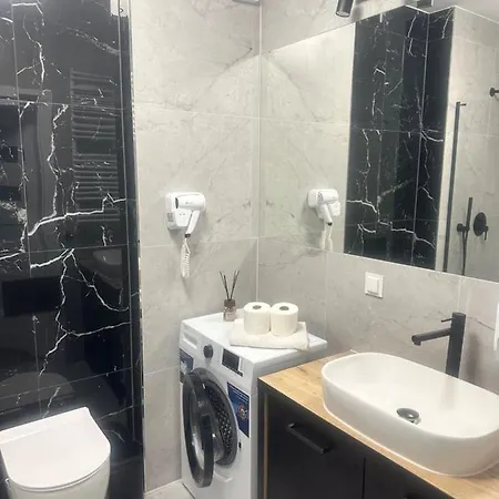 Lux Kasprowicza Z Basenem Silownia Apartmán *