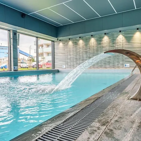 Lux Kasprowicza Z Basenem Silownia *