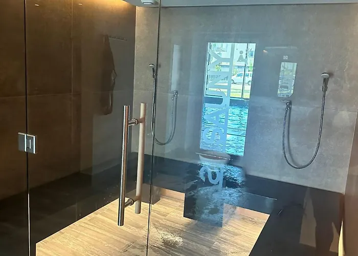 Lux Kasprowicza Z Basenem Silownia Kołobrzeg